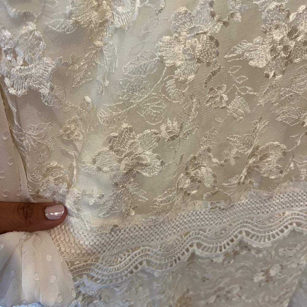 Alexis X Target - Picture 7 of 7
